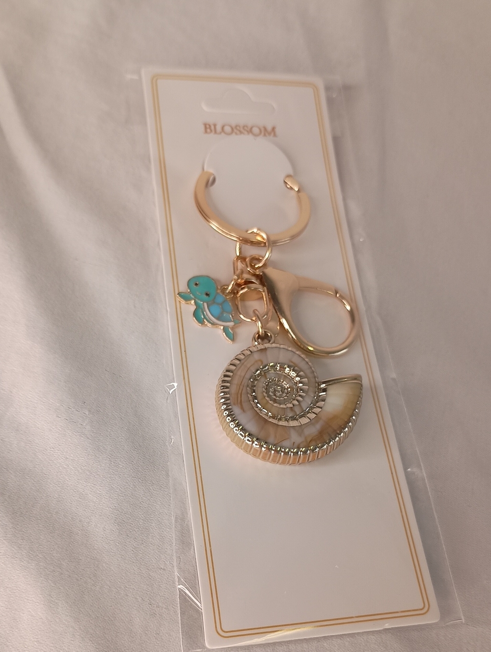 Sparkling Seashell Keychain Bag Charm Nautical Coastal Sea Turtle - Picture 6 of 6